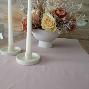 bieżnik pudrowy róż