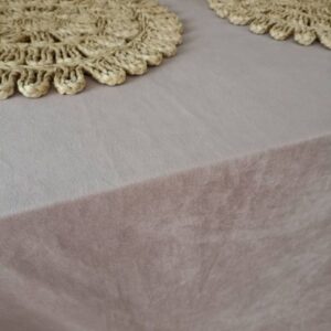 obrus velvet pudrowy róż wypozyczalnia dekoracji olsztyn